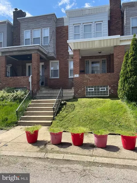 886 Anchor St, Philadelphia, PA 19124