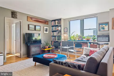 2601 Pennsylvania Ave #1031, Philadelphia, PA 19130