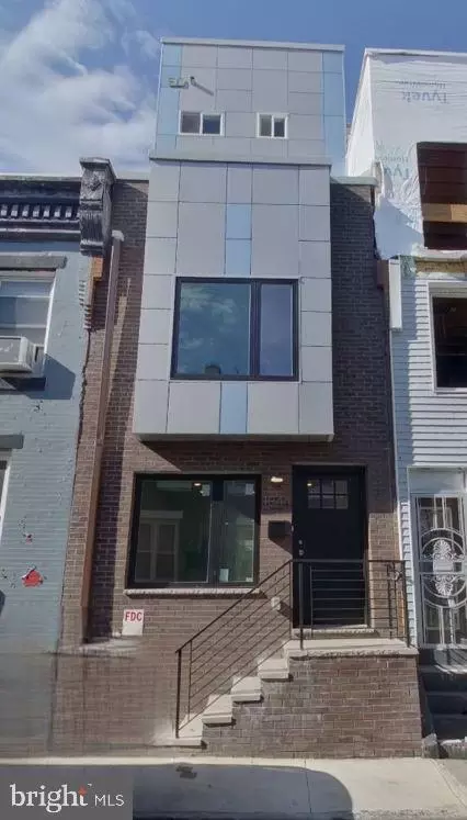 1344 N Myrtlewood St, Philadelphia, PA 19121