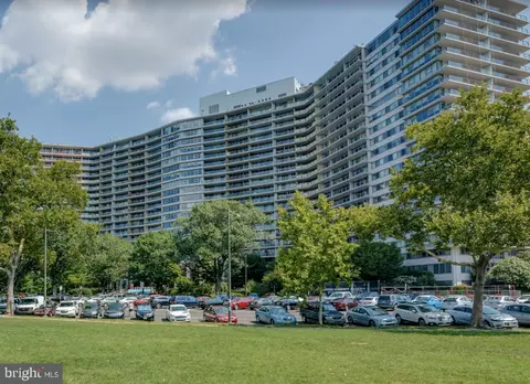 2401 Pennsylvania Ave #8B27, Philadelphia, PA 19130