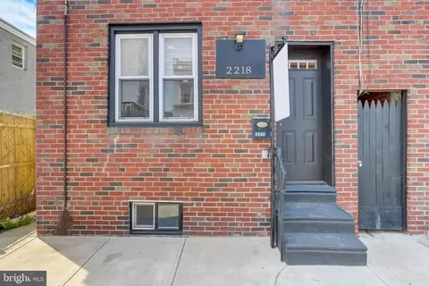 2218 E Hazzard St, Philadelphia, PA 19125