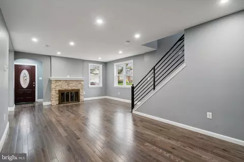 1901 Fulmer St, Philadelphia, PA 19115