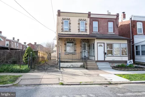7789 Craig St, Philadelphia, PA 19136