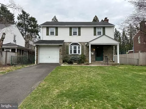9409 Evans St, Philadelphia, PA 19115