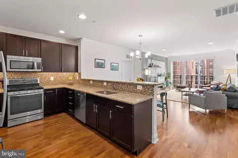 600 Commodore Ct #2632, Philadelphia, PA 19146