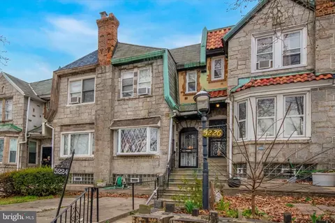 5224 C St, Philadelphia, PA 19120