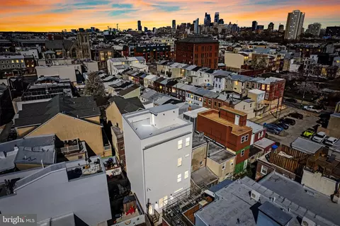 1423 S Philip St, Philadelphia, PA 19147