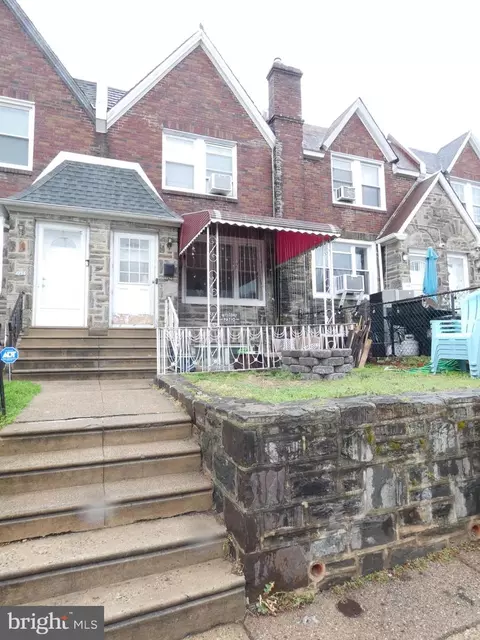 4234 Stirling St, Philadelphia, PA 19135
