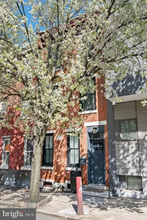 139 W Laurel St, Philadelphia, PA 19123