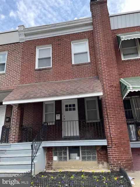 5227 Hawthorne St, Philadelphia, PA 19124