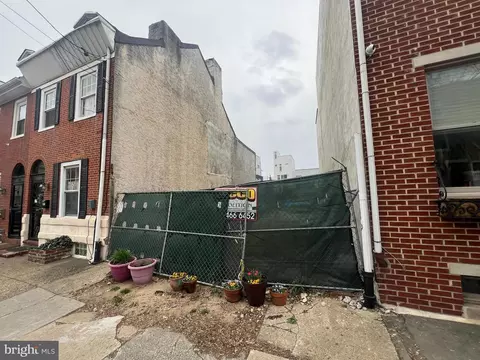 1310 Marlborough St, Philadelphia, PA 19125