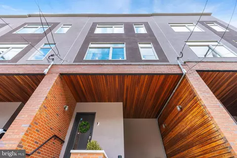 626 E Flora St, Philadelphia, PA 19125