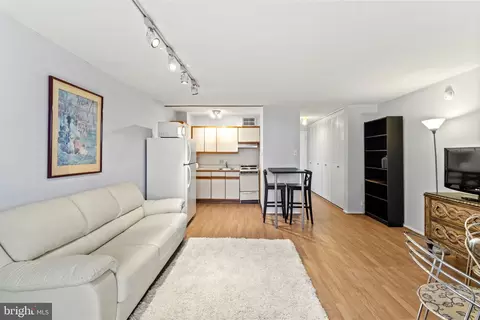 1901 John F Kennedy Blvd #1405, Philadelphia, PA 19103