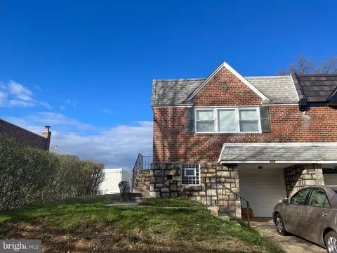 439 Densmore Rd, Philadelphia, PA 19116