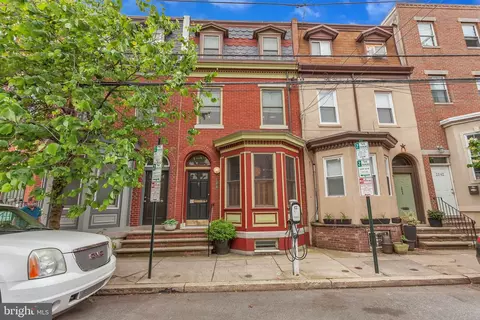 2238 Fitzwater St, Philadelphia, PA 19146