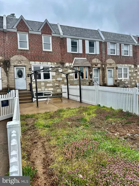 3039 Hellerman St, Philadelphia, PA 19149