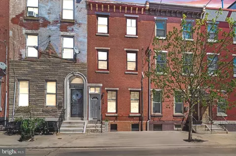 809 N 16th St, Philadelphia, PA 19130