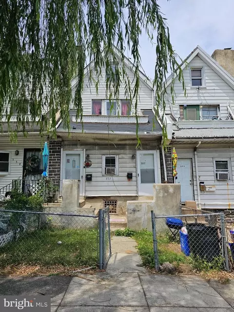 557 W Roosevelt Blvd, Philadelphia, PA 19120