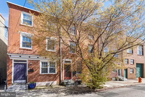951 N Randolph St, Philadelphia, PA 19123