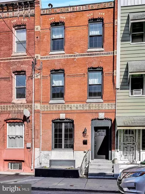 1327 S 16th St, Philadelphia, PA 19146