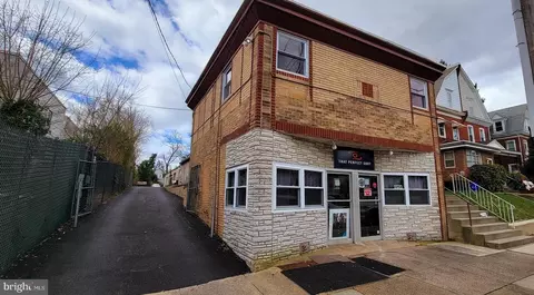 322 Loney St, Philadelphia, PA 19111