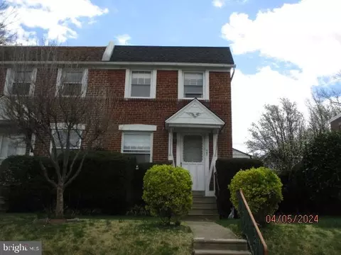 567 Acorn St, Philadelphia, PA 19128