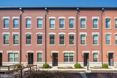 1410 S Leithgow Ter, Philadelphia, PA 19147