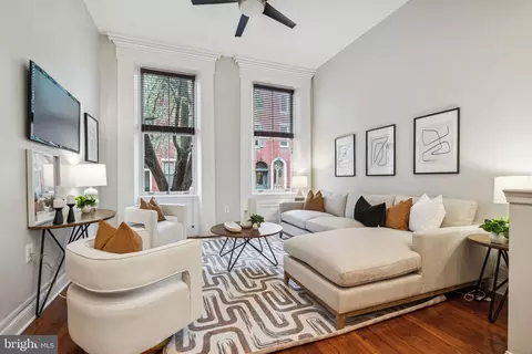 1707 Wallace St #1F, Philadelphia, PA 19130