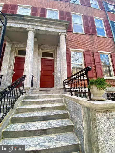 914 Spruce St #14, Philadelphia, PA 19107