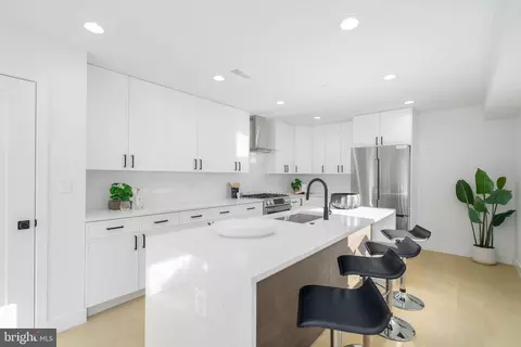 2628-32 Webster St #4, Philadelphia, PA 19146