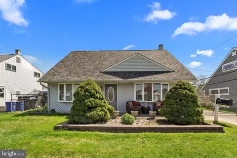 2819 Norcom Rd, Philadelphia, PA 19154