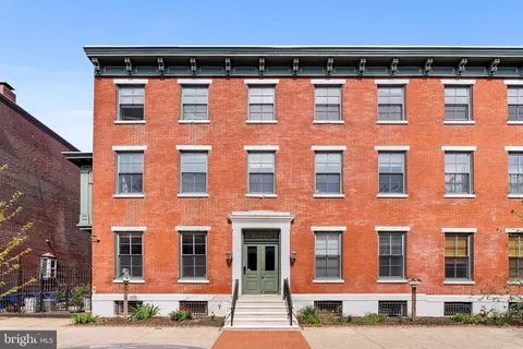 1711 Green St #1711C, Philadelphia, PA 19130