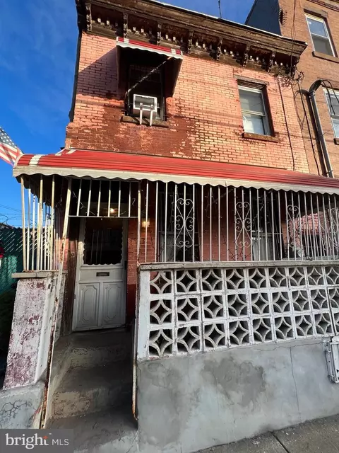 1923 N 2nd St, Philadelphia, PA 19122