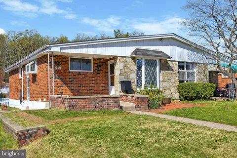 2630 Sperry St, Philadelphia, PA 19152