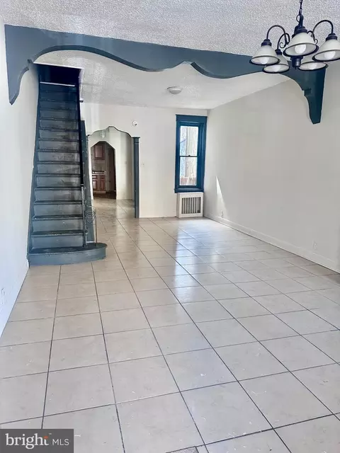 3343 Amber St, Philadelphia, PA 19134
