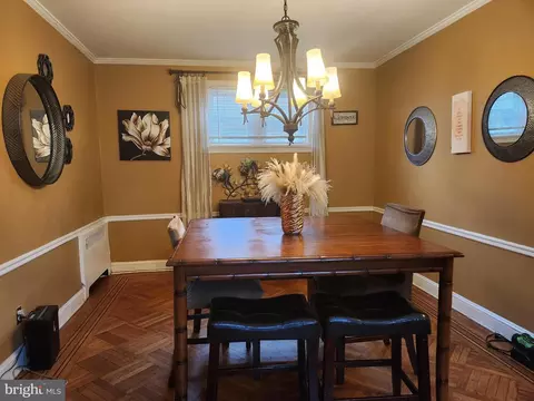 6205 N 11th St, Philadelphia, PA 19141