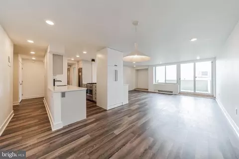 604 S 36 S Washington Sq #2212, Philadelphia, PA 19106