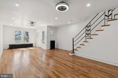 5222 E Roosevelt Blvd, Philadelphia, PA 19124