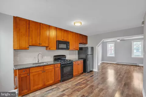 4920 W Thompson St, Philadelphia, PA 19131