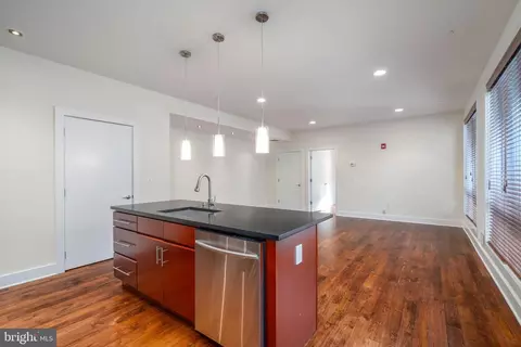 1532 N 36 N 2nd St #27, Philadelphia, PA 19122