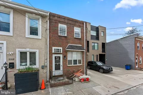2362 E Fletcher St, Philadelphia, PA 19125