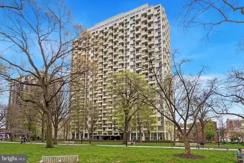 604 S 36 S Washington Sq #1717, Philadelphia, PA 19106