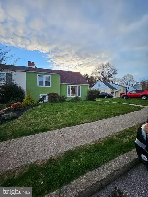 8604 Tiona St, Philadelphia, PA 19128