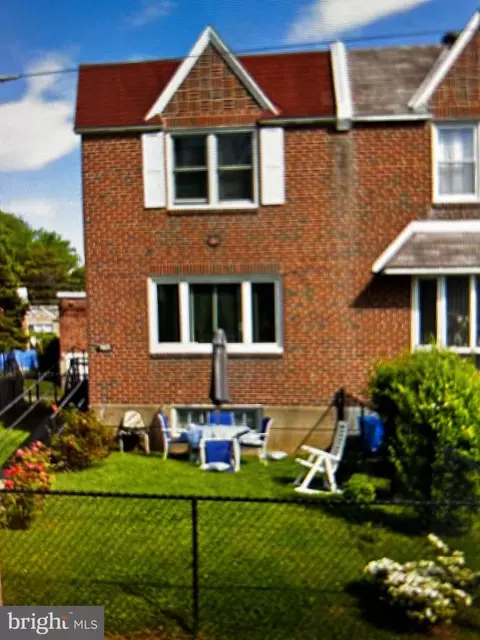 7805 Horrocks St, Philadelphia, PA 19152