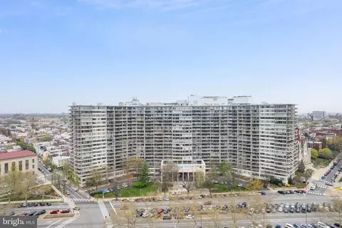 2401 Pennsylvania Ave #4B33, Philadelphia, PA 19130