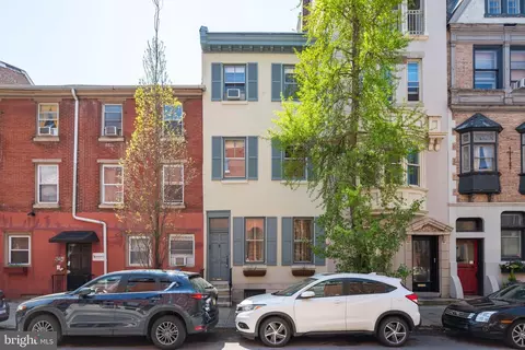 2038 Pine St, Philadelphia, PA 19103