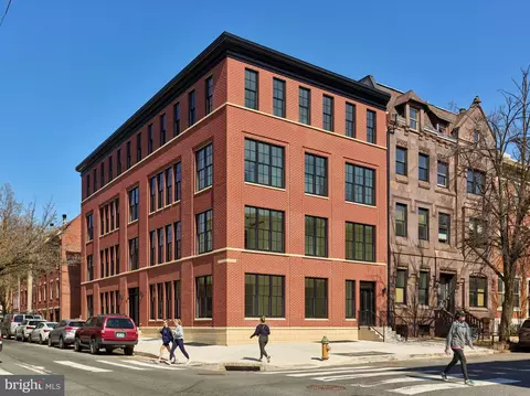 1921 Green St #6, Philadelphia, PA 19130