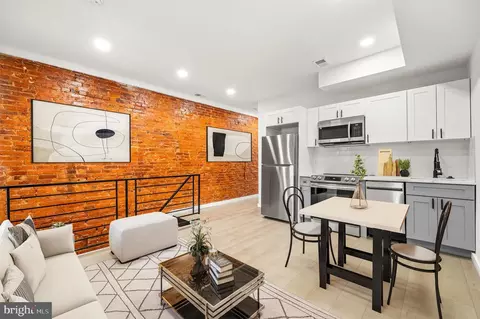 24 S 54th St, Philadelphia, PA 19139