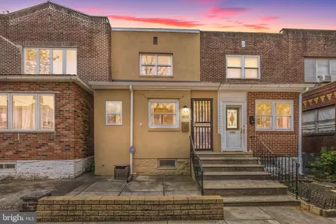 1022 Johnston St, Philadelphia, PA 19148