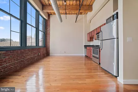 1010 Arch St #610, Philadelphia, PA 19107
